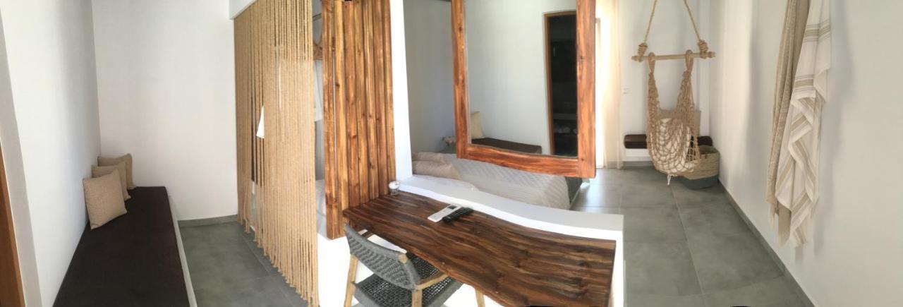 Aellia Hotel & Suites Leros Lakkíon 外观 照片