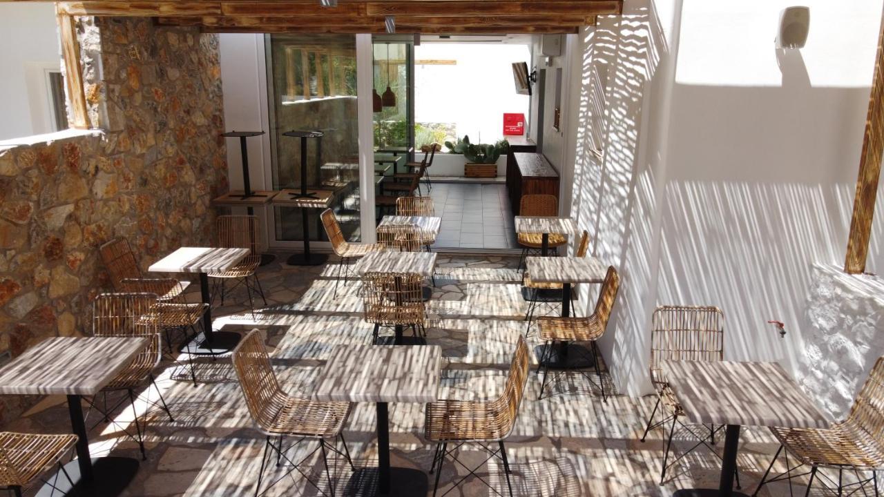Aellia Hotel & Suites Leros Lakkíon 外观 照片