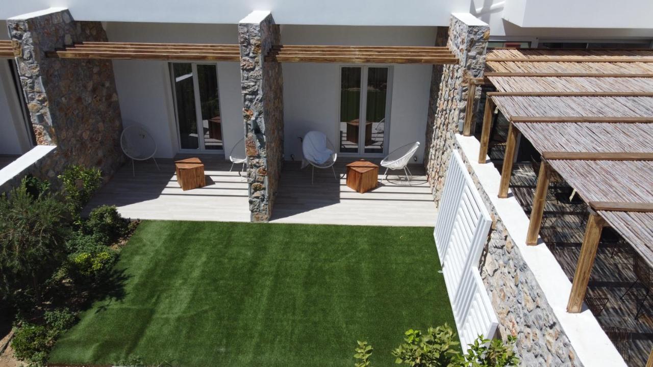 Aellia Hotel & Suites Leros Lakkíon 外观 照片